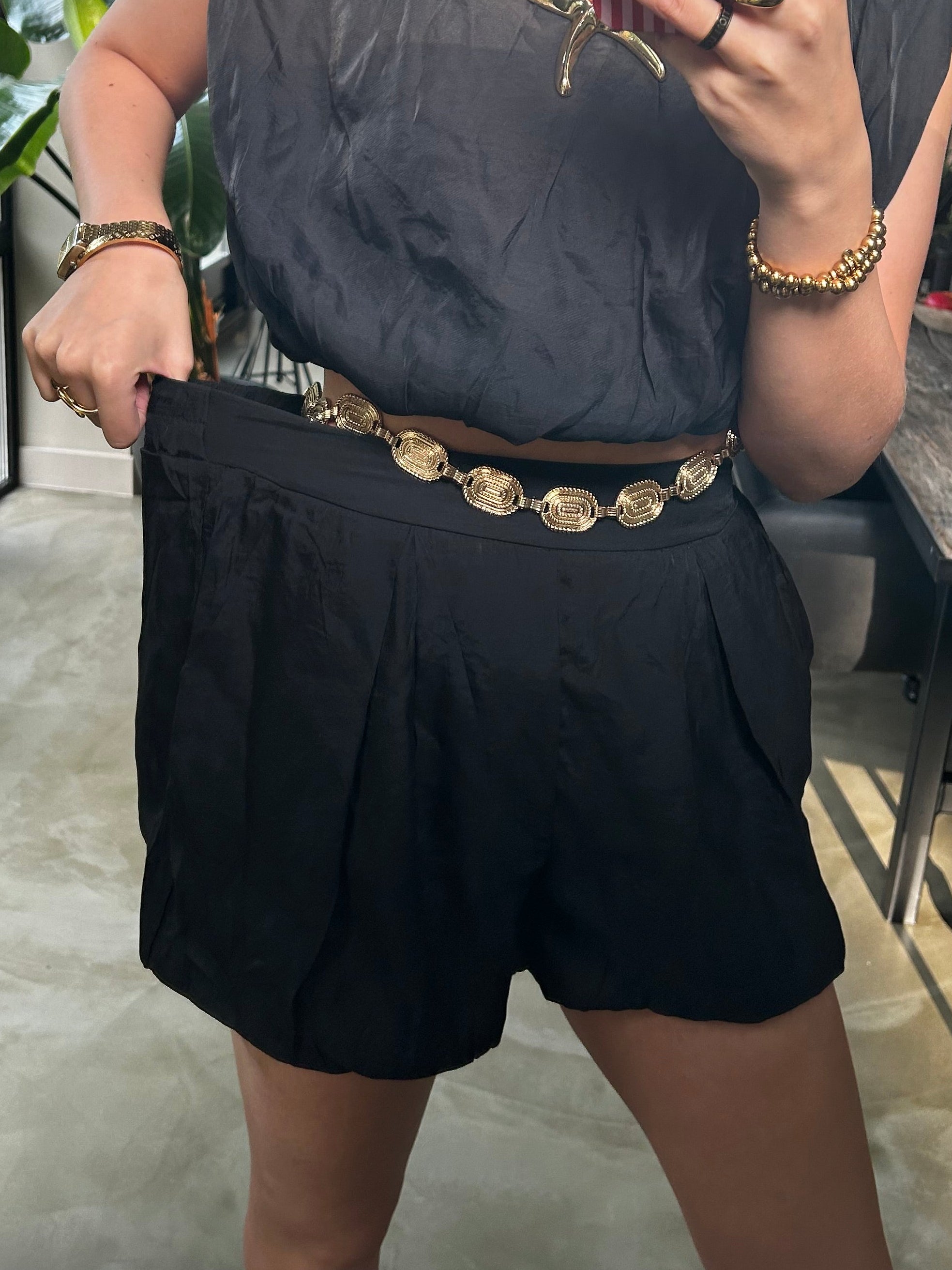 Short - Tess Linn Zwart
