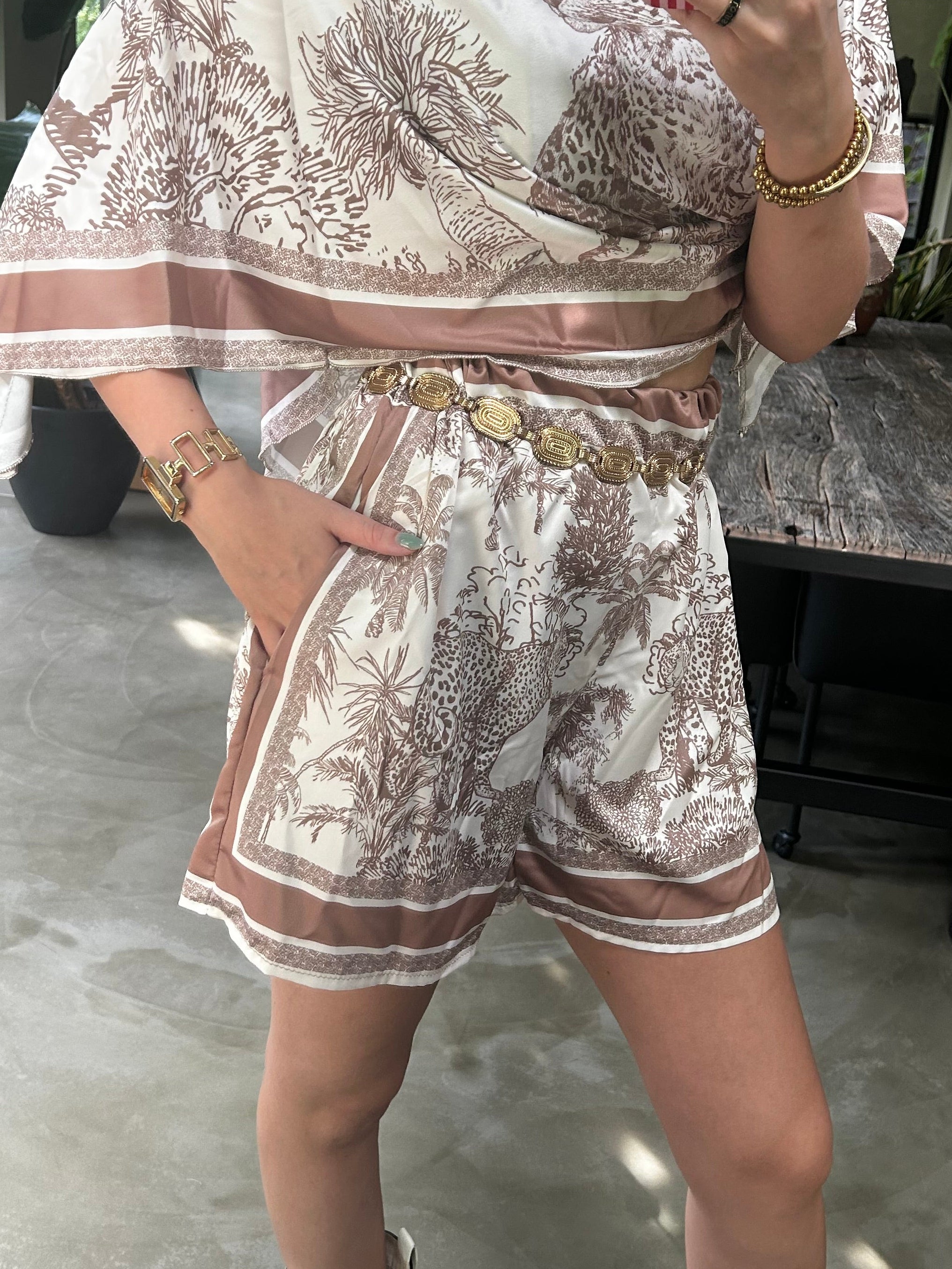 Short - Vivian Linn Beige